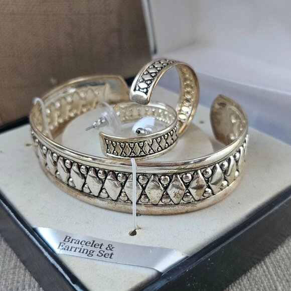 East 5th Ladies Bracelet & Earrings Set Silver Tone Fashion Jewelry New in a box - Picture 9 of 12